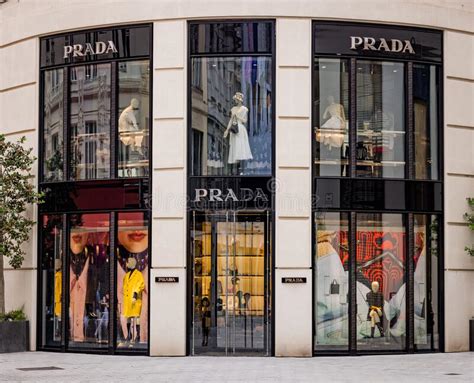 prada store vienna|vienna shopping districts.